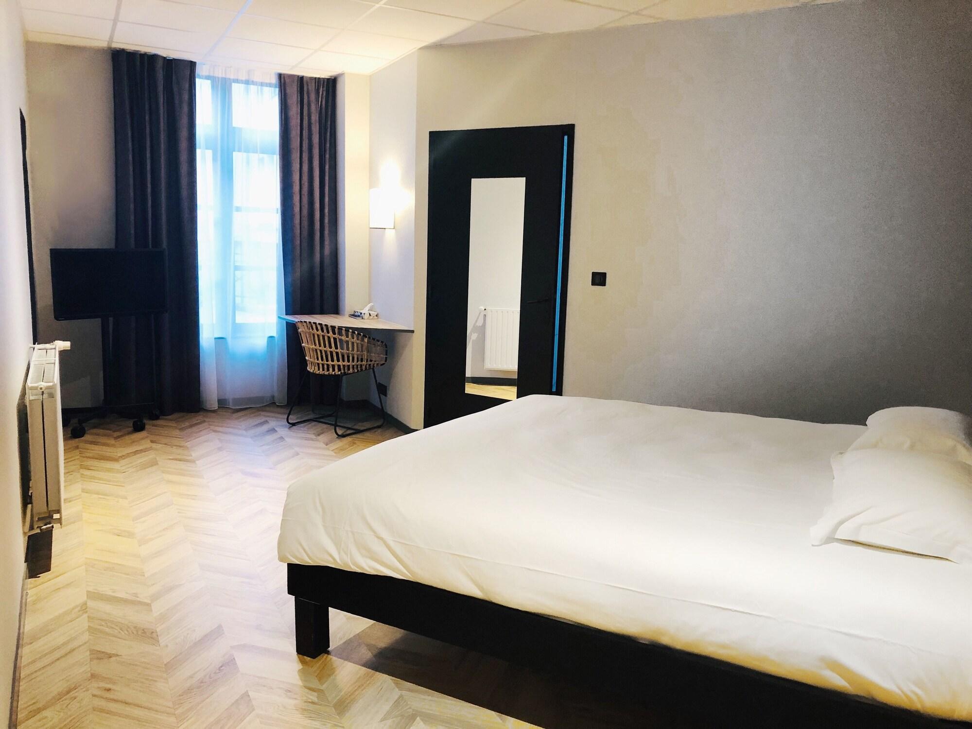 Hotel Lanjuinais Rennes Exteriör bild